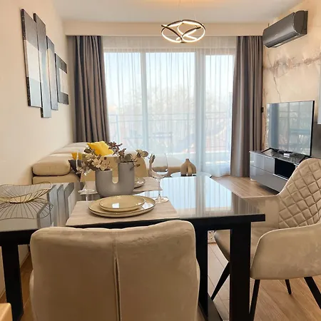 Апартаменты Luxury In