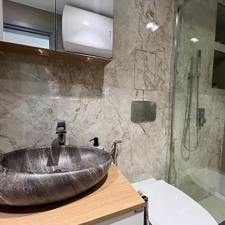 Luxury In Апартаменты Пловдив